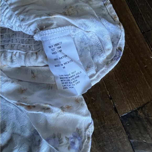 IVORY LANE paisley Floral Flutter Sleeves Smocked Blouse NWOT M Soft Pretty boho - Picture 10 of 12